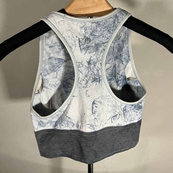lululemon | Ebb to Train Bra *Wash White / Black / Luna 6 - Picture 2 of 3